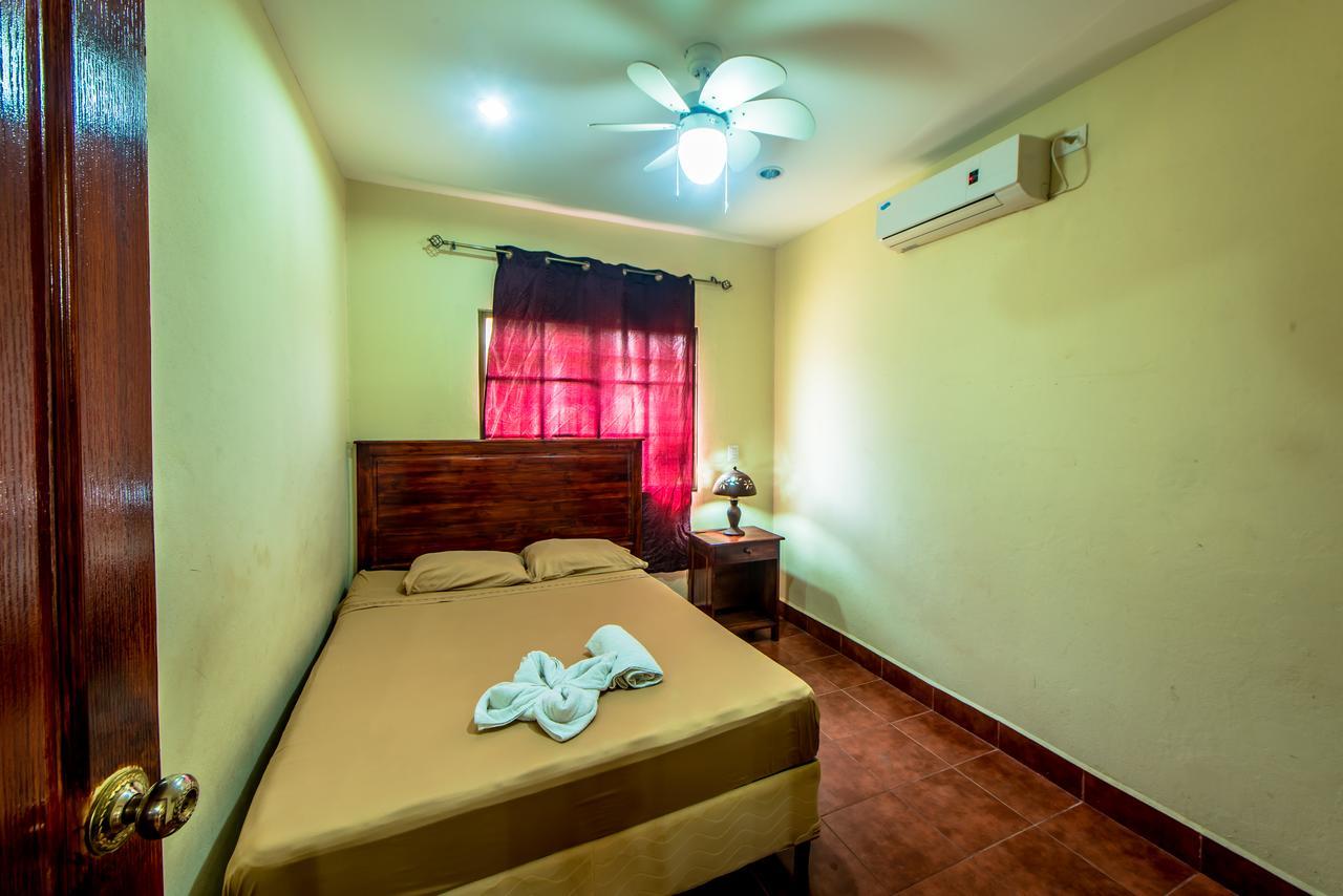 Fullmoon Hotel Гранада Номер фото