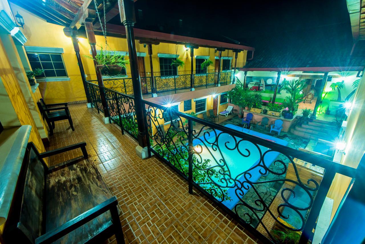 Fullmoon Hotel Гранада Экстерьер фото