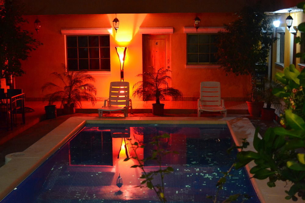 Fullmoon Hotel Гранада Экстерьер фото
